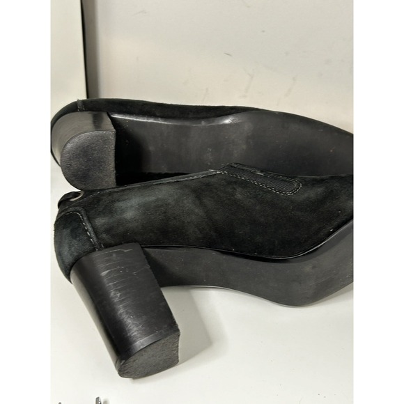 Liz Claiborne Boots Womens 8 1/2 Anandale Low Ankle Bootie Black Suede Heels - Picture 6 of 7